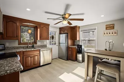 12 Billings Street, Taunton, MA 02780 - Photo 5