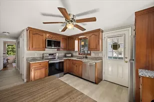 12 Billings St, Taunton, MA 02780 - Photo 7