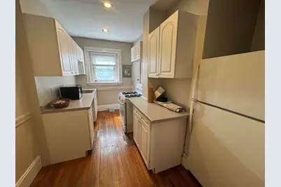 590 Washington St #2, Brookline, MA 02446 - Photo 9