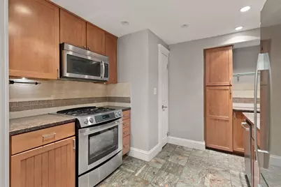 180 Commonwealth Ave #B, Boston, MA 02116 - Photo 3