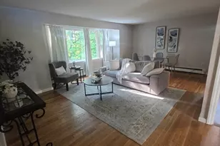 42 Iowa St, Worcester, MA 01602 - Photo 7