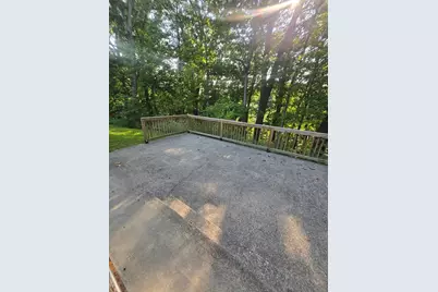 42 Iowa St, Worcester, MA 01602 - Photo 23
