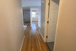 42 Iowa St, Worcester, MA 01602 - Photo 13