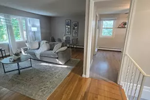 42 Iowa St, Worcester, MA 01602 - Photo 5