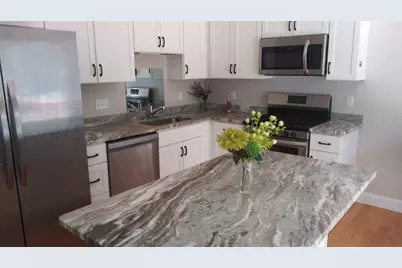 27 Dora Dr #B, Taunton, MA 02780 - Photo 3