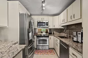 24 Hilltop Ln, Easton, MA 02375 - Photo 11