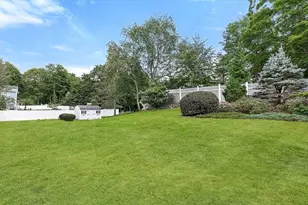 7 Hutchinson Rd, Winchester, MA 01890 - Photo 3
