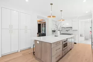 7 Hutchinson Rd, Winchester, MA 01890 - Photo 9