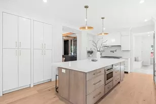 7 Hutchinson Rd, Winchester, MA 01890 - Photo 9