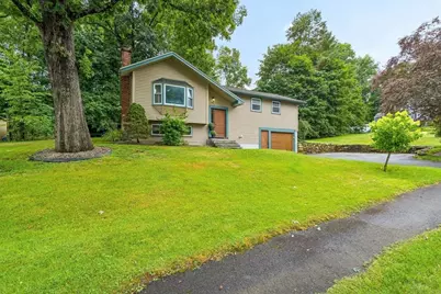 110 Fort Meadow Dr, Hudson, MA 01749 - Photo 3