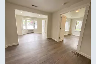 146 Hayward St, Braintree, MA 02184 - Photo 3