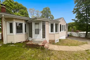 146 Hayward St, Braintree, MA 02184 - Photo 1