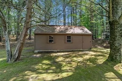 318 Circuit St, Hanover, MA 02339 - Photo 29