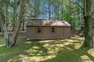 318 Circuit St, Hanover, MA 02339 - Photo 29
