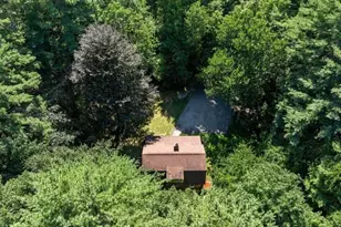 318 Circuit St, Hanover, MA 02339 - Photo 35