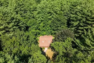 318 Circuit St, Hanover, MA 02339 - Photo 33
