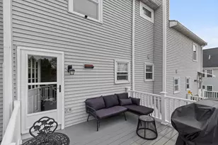 51 Glide St, Boston, MA 02122 - Photo 25