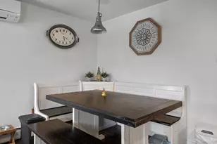 51 Glide St, Boston, MA 02122 - Photo 5
