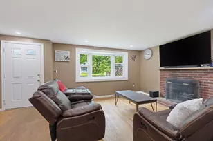 304 Primrose Hill Rd, Dracut, MA 01850 - Photo 3