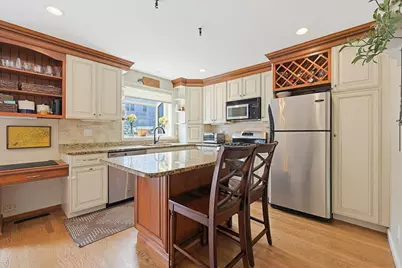 45 Perry St, Weymouth, MA 02189 - Photo 9