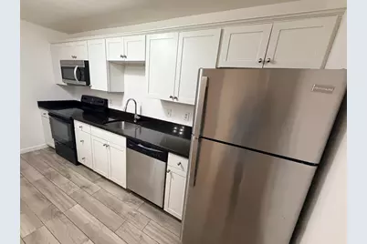 270 Quarry St #30, Quincy, MA 02169 - Photo 1
