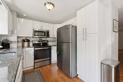 161 Winter St #6, Hanson, MA 02341 - Photo 3