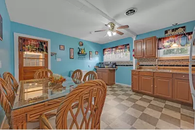 10 Union St, Southbridge, MA 01550 - Photo 9