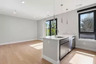 9 Central St, Somerville, MA 02143 - Photo 5