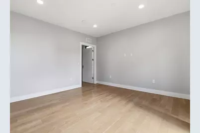 9 Central St #304, Somerville, MA 02143 - Photo 13
