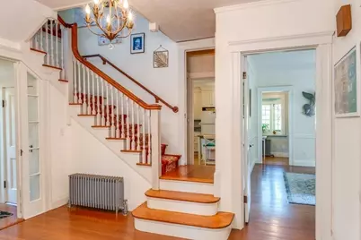 116 Pleasant St, Holyoke, MA 01040 - Photo 15