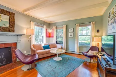 116 Pleasant St, Holyoke, MA 01040 - Photo 5