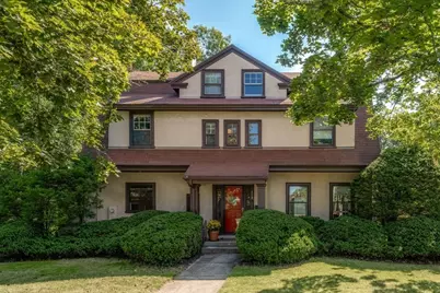 116 Pleasant St, Holyoke, MA 01040 - Photo 1