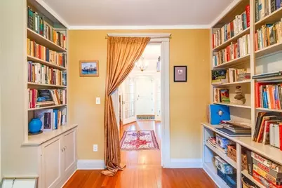 116 Pleasant St, Holyoke, MA 01040 - Photo 13