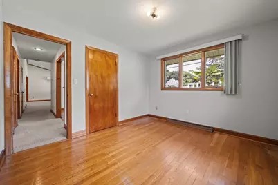 71 Hamilton St, Saugus, MA 01906 - Photo 15