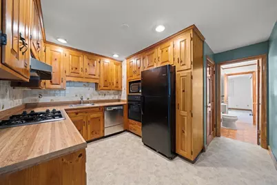 71 Hamilton St, Saugus, MA 01906 - Photo 3