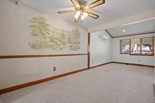71 Hamilton St, Saugus, MA 01906 - Photo 9