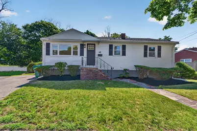 42 Bickford St, Lynn, MA 01904 - Photo 1