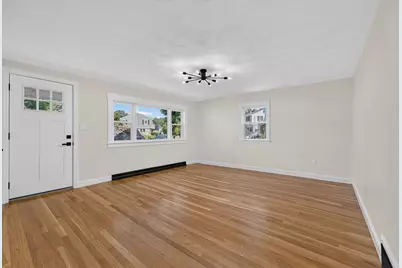 42 Bickford St, Lynn, MA 01904 - Photo 9