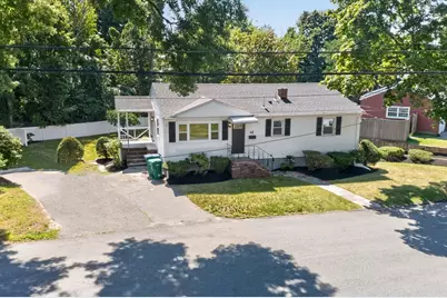 42 Bickford St, Lynn, MA 01904 - Photo 5