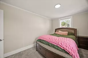 1381 Cohannet St, Taunton, MA 02780 - Photo 11