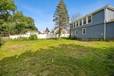 1381 Cohannet St, Taunton, MA 02780 - Photo 19