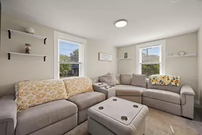 1381 Cohannet St, Taunton, MA 02780 - Photo 9