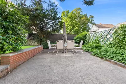 20 Shepherd St, Gloucester, MA 01930 - Photo 37
