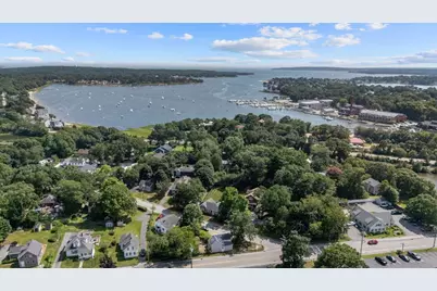 29 Sandwich Rd, Wareham, MA 02571 - Photo 31