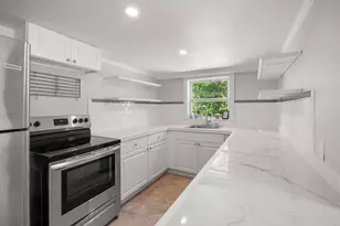 29 Sandwich Rd, Wareham, MA 02571 - Photo 7