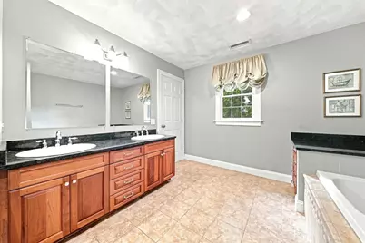 25 Essex St, Middleton, MA 01949 - Photo 19