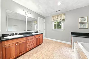 25 Essex St, Middleton, MA 01949 - Photo 19