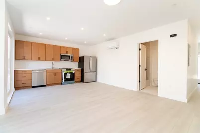 150 Williams #7, Chelsea, MA 02150 - Photo 3