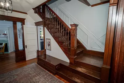 37 Pineywoods Ave, Springfield, MA 01108 - Photo 5