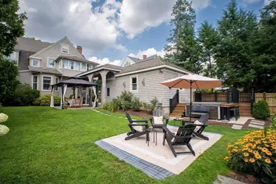 37 Pineywoods Ave, Springfield, MA 01108 - Photo 33